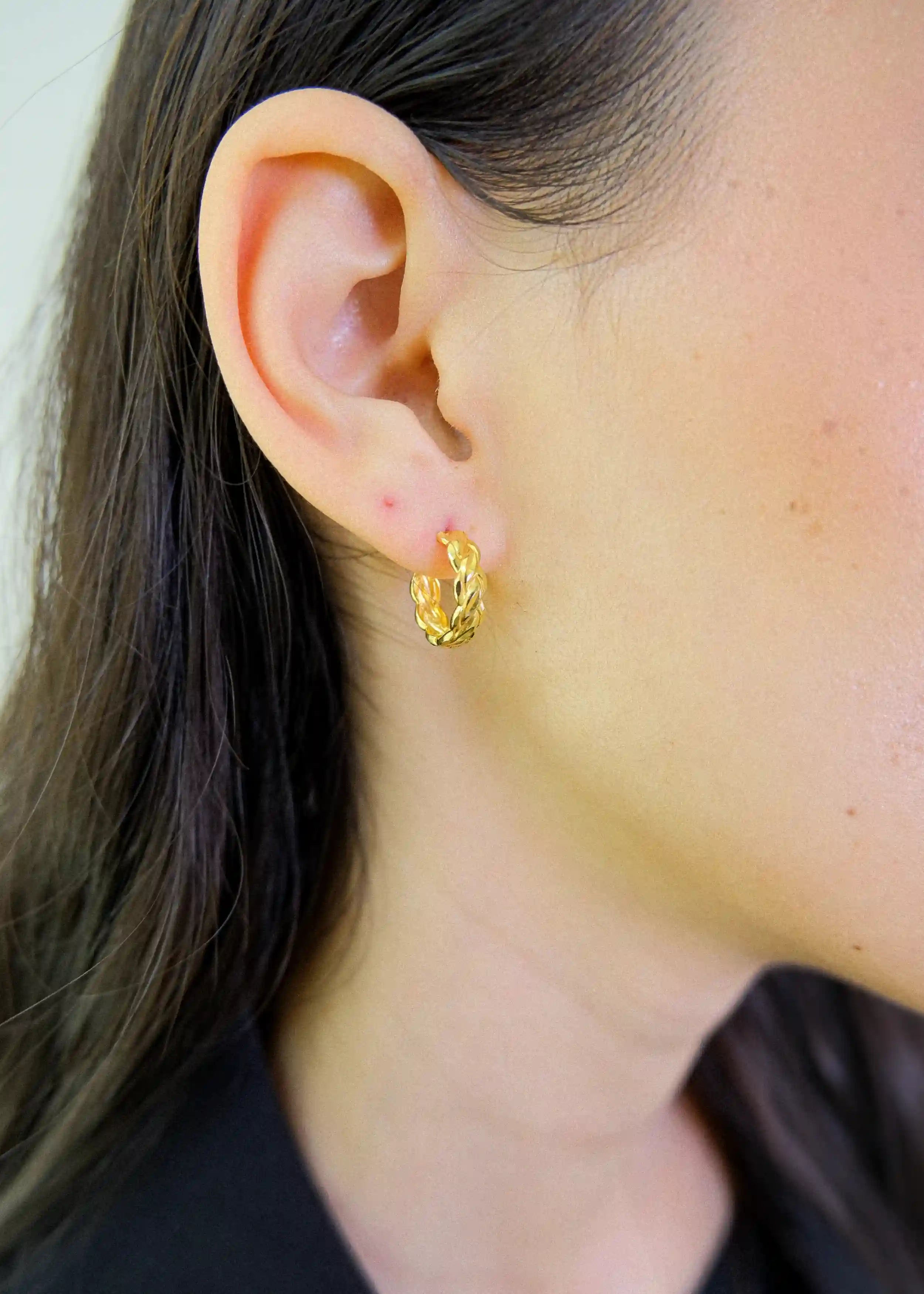 Sportlich-minimalistische Cerelon Gold-Ohrringe | 14 Karat (585er) Eleganz