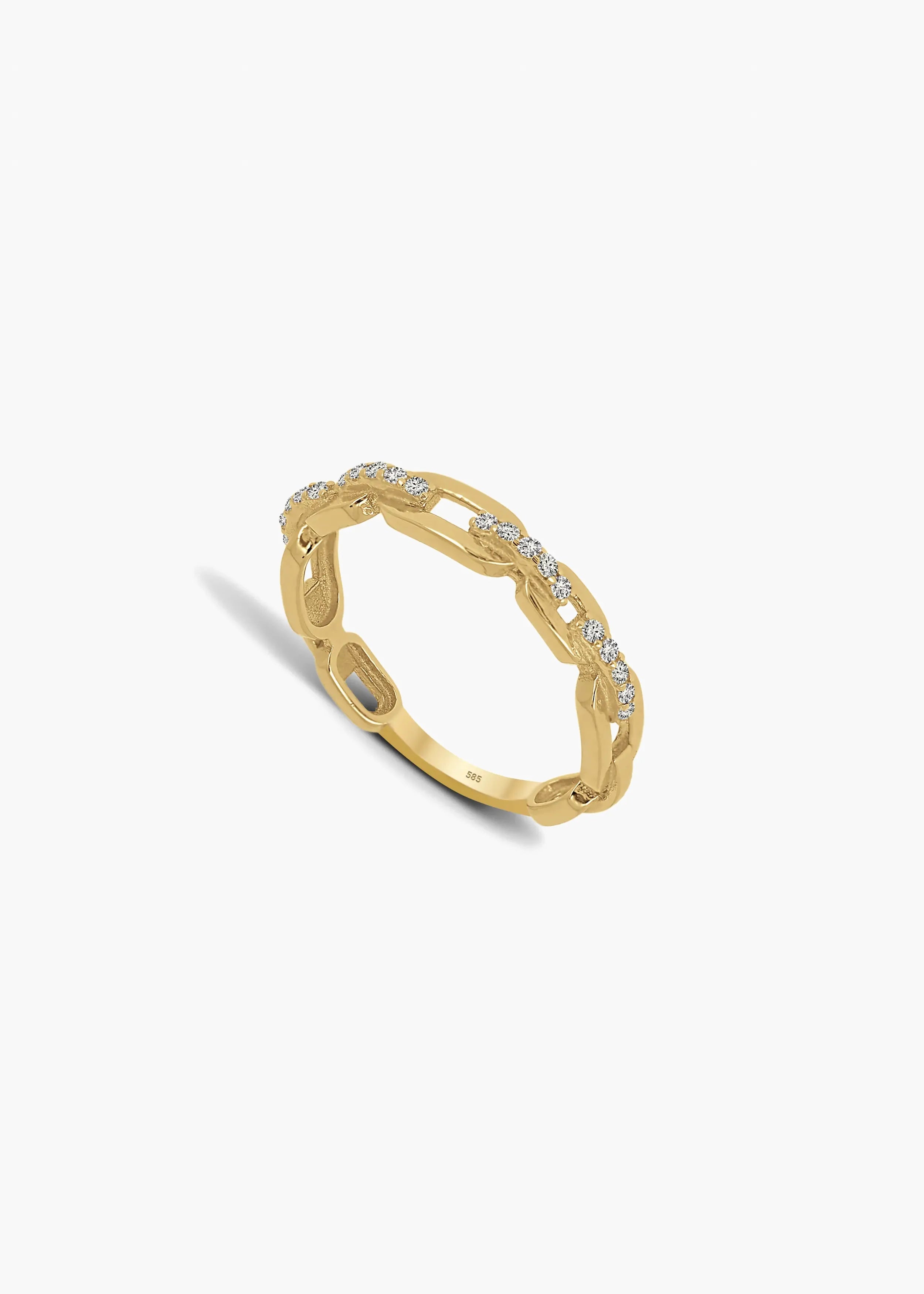 Goldener 14-Karat-Ring mit Kette-Design und funkelnden Steinen.