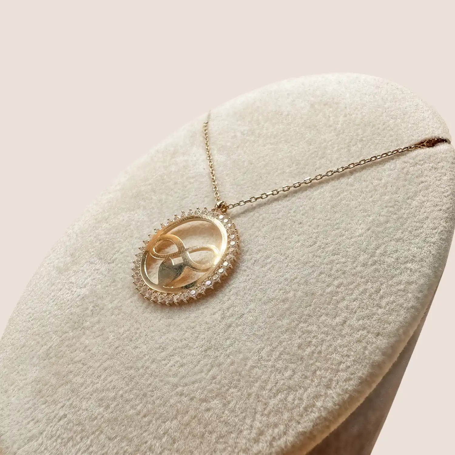 Klassische Gold Mask Kette aus 14 Karat Gelbgold mit Zirkonia-Steinchen- Anadolu Juweliere