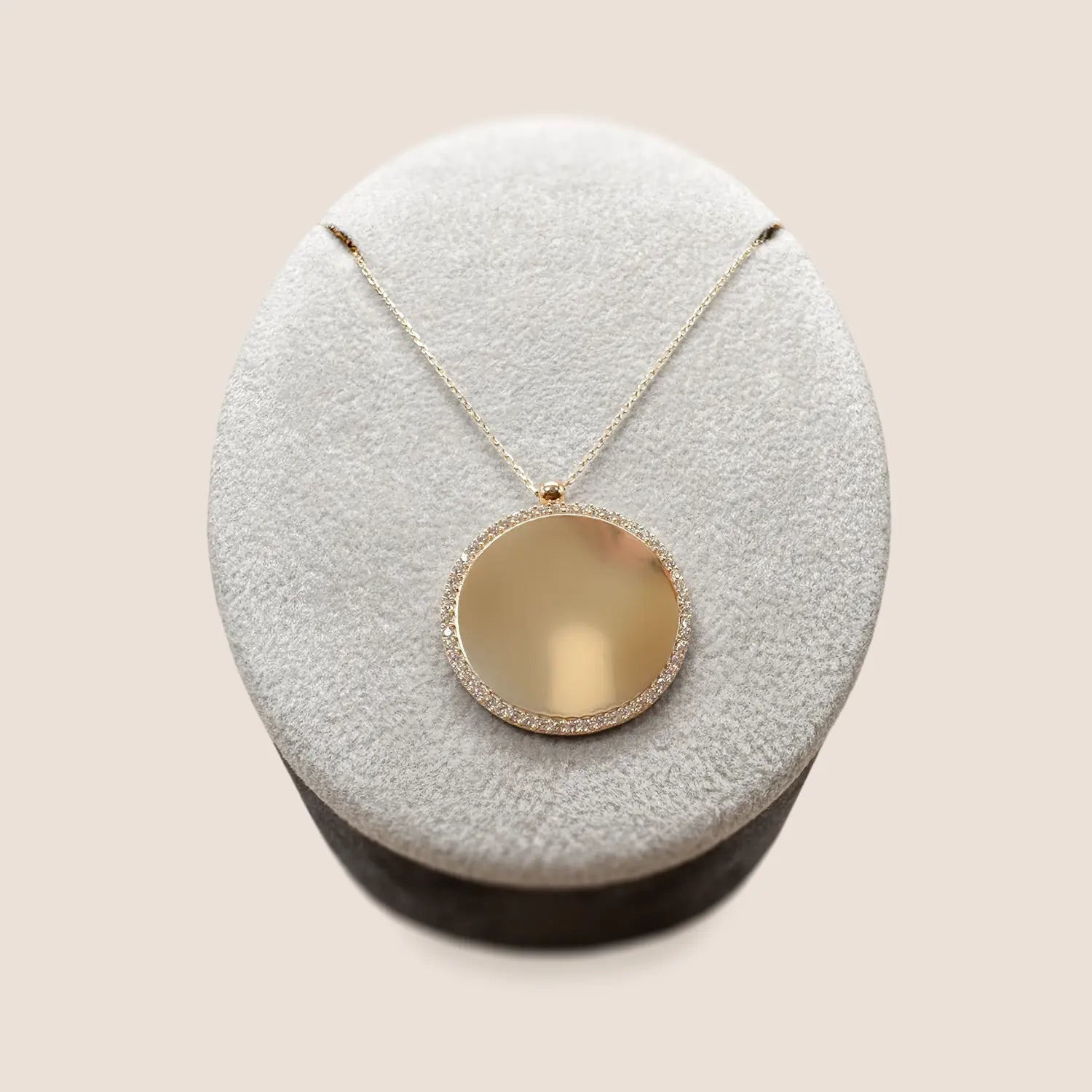 Personalisierter Gold Gravur Anhänger aus 14 Karat gelb gold- Anadolu Juweliere